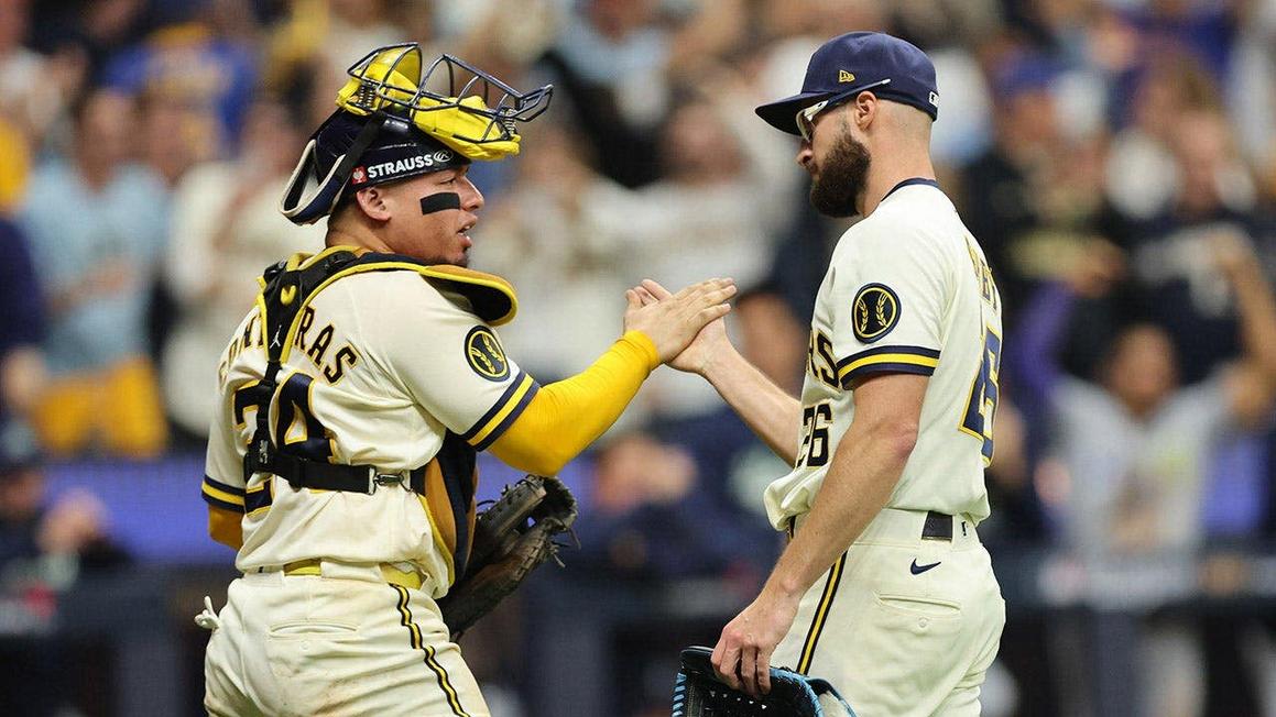 Milwaukee Brewers ngược dòng ngoạn mục, dẫn trước Rays 2-0 trong loạt World Series