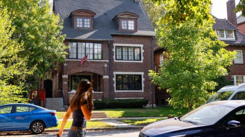 Đại học Chicago: Đã xác định đối tượng tình nghi liên quan vụ tấn công tình dục tại buổi tiệc