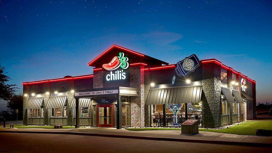 Khách hàng Chili&#8217;s bị bỏng hóa chất do nhầm lẫn nguyên liệu làm Margarita