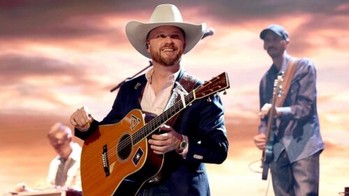 Sao nhạc Đồng quê Cody Johnson từ chối thay đổi hình ảnh để được ký hợp đồng