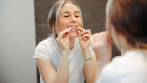 Ưu đãi hấp dẫn cho bộ làm trắng răng Crest 3D Whitestrips trên Amazon