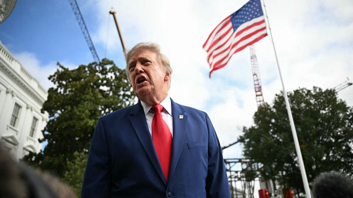 Tổng Thống Trump Ký Lệnh Miễn Trừ Trừng Phạt Liên Quan Đến Nga Theo Đạo Luật Graham