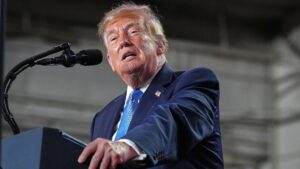 Tổng Thống Trump Tiếp Tục Thúc Đẩy Chiến Dịch Ở Các Tiểu Bang “Đỏ” Chỉ Vài Ngày Trước Bầu Cử Giữa Kỳ