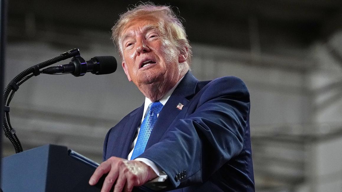 Tổng Thống Trump Tiếp Tục Thúc Đẩy Chiến Dịch Ở Các Tiểu Bang &#8220;Đỏ&#8221; Chỉ Vài Ngày Trước Bầu Cử Giữa Kỳ