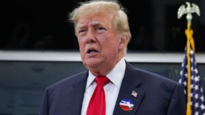 Tổng Thống Donald Trump treo thưởng 1 triệu đô cho tin tức gian lận bầu cử dẫn đến kết án