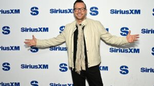 Donnie Wahlberg kể lại trải nghiệm thoát chết trên chuyến bay riêng ở Las Vegas
