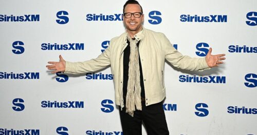 Donnie Wahlberg kể lại trải nghiệm thoát chết trên chuyến bay riêng ở Las Vegas