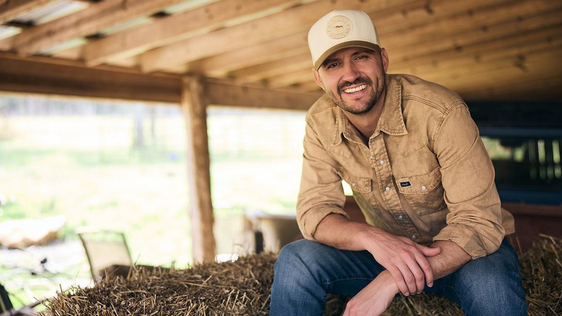 Ca sĩ nhạc Đồng quê Drew Baldridge chia sẻ về những người bạn trong hậu trường của Jelly Roll và cuộc sống &#8220;country boy&#8221; của Luke Bryan