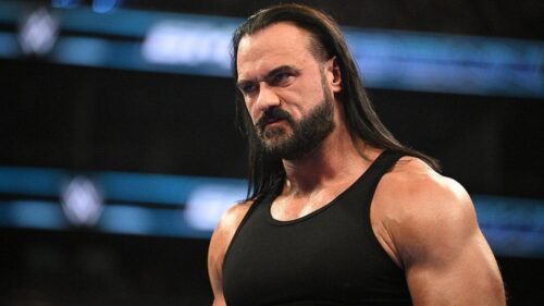 Ngôi sao WWE Drew McIntyre gửi lời nhắn nhủ đầy suy tư sau chuỗi sự kiện tang thương trong làng đấu vật biểu diễn