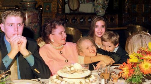 Ivanka Trump chia sẻ khoảnh khắc gia đình đặc biệt kỷ niệm 100 tuổi của bà ngoại