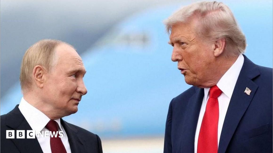 Tổng thống Trump hoãn thi hành một số lệnh trừng phạt Nga trong bối cảnh căng thẳng với Tổng thống Zelensky gia tăng