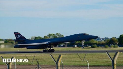 Hoa Kỳ rút toàn bộ máy bay ném bom khỏi căn cứ RAF Fairford