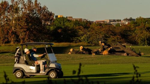 Quan tòa Hoa Kỳ khiển trách chính quyền Tổng Thống Donald Trump về kế hoạch sân golf