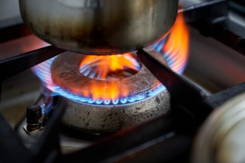 Nghiên Cứu Mới: Bếp Lò Gas Gây Ô Nhiễm Không Khí Trong Các Cơ Sở Ẩm Thực Thương Mại