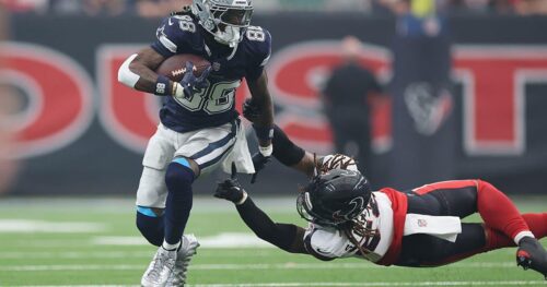 Dallas Cowboys đánh bại Houston Texans 34-30 trong trận đấu đầu tiên tại Houston kể từ năm 2018