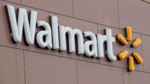 Trong khi Amazon chặn AI agents, Walmart lại mở cửa đón chào