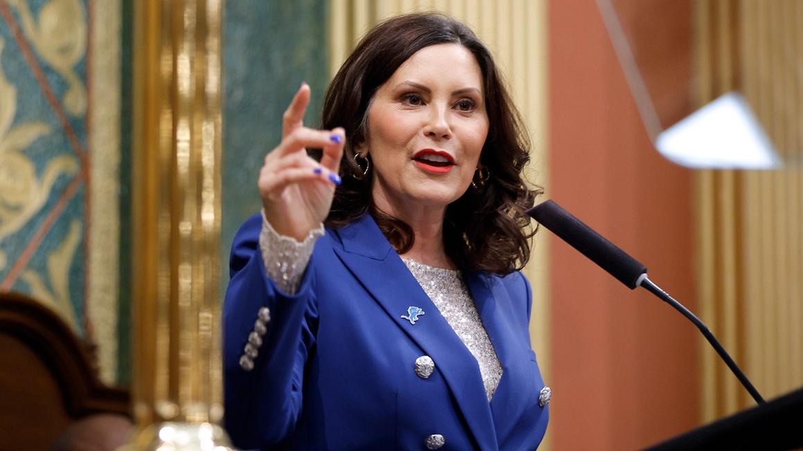 Thống đốc Michigan Gretchen Whitmer bị hỏi liệu có &#8220;chủ nghĩa bài ngoại ẩn giấu&#8221; ảnh hưởng đến bầu cử giữa nhiệm kỳ hay không