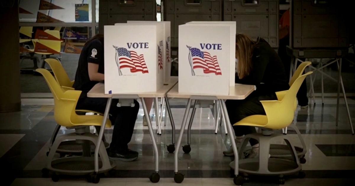 Các ứng viên Đảng Cộng hòa đang nỗ lực tách mình khỏi Tổng Thống Donald Trump