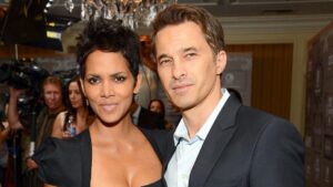 Luật sư của Halle Berry phản bác cáo buộc của chồng cũ về việc lạm dụng con trai