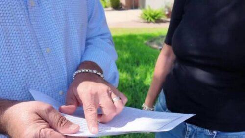 Sinh viên nhận phí đậu xe oan từ một trường đại học khác ở Texas