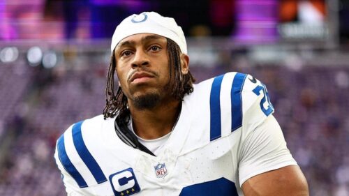 Vợ ngôi sao NFL lo lắng về tương lai của đội bóng giữa cơn bão chuyển nhượng