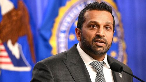 Giám đốc FBI Kash Patel yêu cầu MS NOW xin lỗi sau báo cáo sai