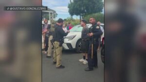 Dân biểu Robert Garcia lên án hành động của ICE sau khi video ghi lại cảnh bắt giữ người dân ở Long Beach được lan truyền
