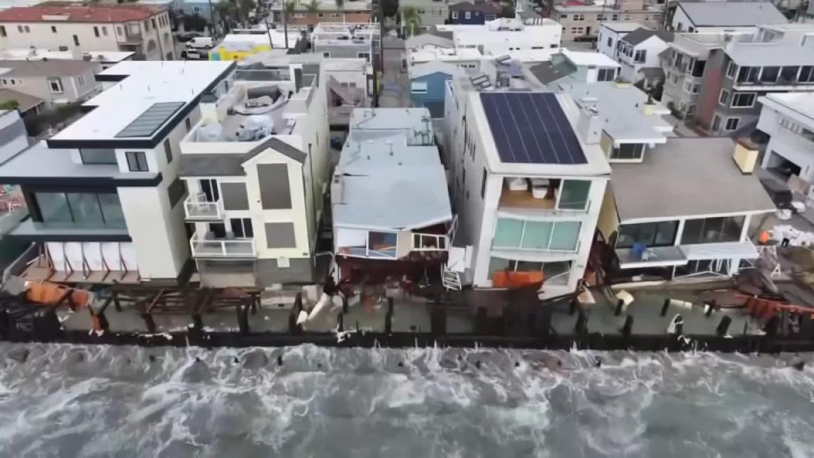 Long Beach đối mặt nguy cơ sóng lớn sau khi đã bị tàn phá nặng nề