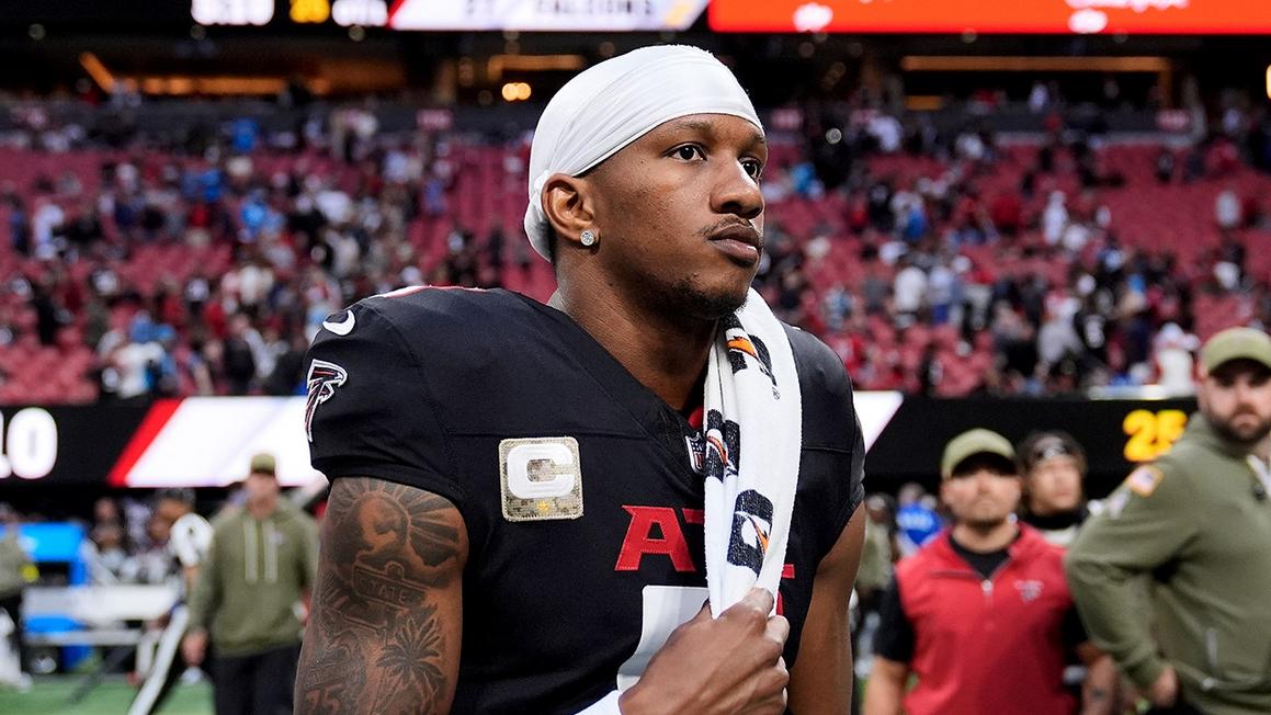 Michael Penix Jr. có khả năng ra sân cho Falcons dù chấn thương xương sườn
