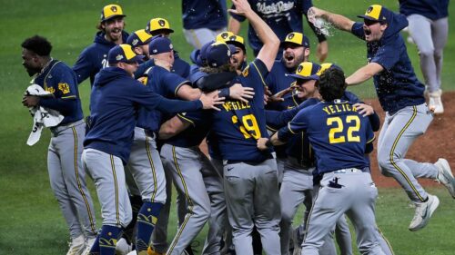 Milwaukee Brewers Giành Cúp Vô Địch Thế Giới Lần Đầu Tiên Trong Lịch Sử
