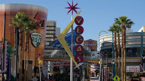 Phụ nữ kiện quán bar ở Las Vegas sau khi bị thương trên “Máy cưỡi pén thần kỳ”