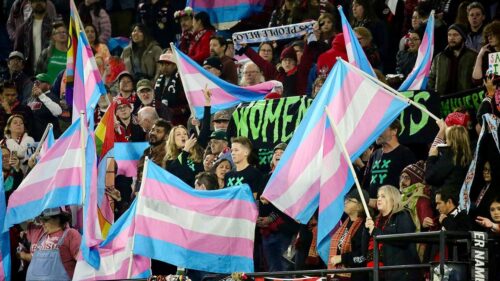 Nhóm tranh luận ‘Save Women’s Sports’ bị đối xử tệ tại trận đấu NWSL