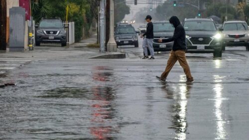 Bão Tháng Mười Có Thể Mang Lượng Mưa Lớn Đến Miền Nam California
