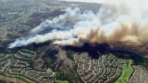 Kiện cáo cáo buộc SDG&E gây ra cháy Norte ở San Clemente, San Juan Capistrano