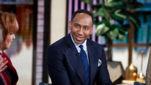 Stephen A. Smith bảo vệ việc gặp Tổng Thống Trump trên ‘The View’