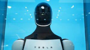 Tesla Bắt Đầu Sản Xuất Robot Optimus Tại California, Lợi Nhuận Giảm 43%