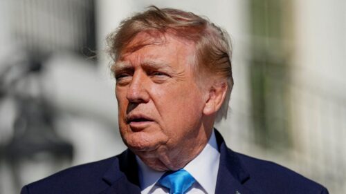 Tổng Thống Trump cho biết siêu PAC của ông sẽ chi trả cho chiến dịch quảng bá gây tranh cãi
