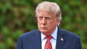 Tài liệu giải mật cho thấy FBI dưới thời Biden theo dõi di chuyển của gia đình Trump trước cuộc đột kích Mar-a-Lago