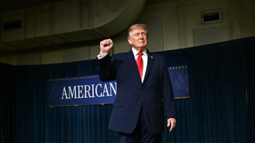 Tổng Thống Trump Cảnh Báo Đảng Cộng Hòa Về Texas, Michigan Trước Bầu Cử Giữa Nhiệm Kỳ
