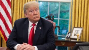 Tổng Thống Trump và Vance đưa ra thông báo về chương trình người tố giác gian lận