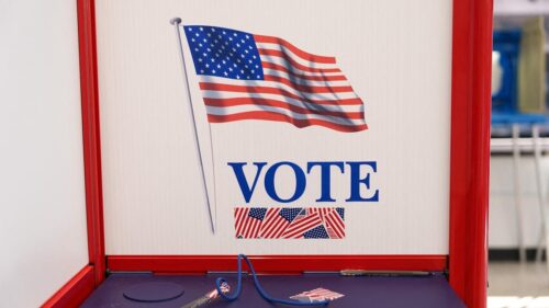 Phần trăm cao cử tri không phải công dân ở California được phân tích là sinh ra tại Hoa Kỳ