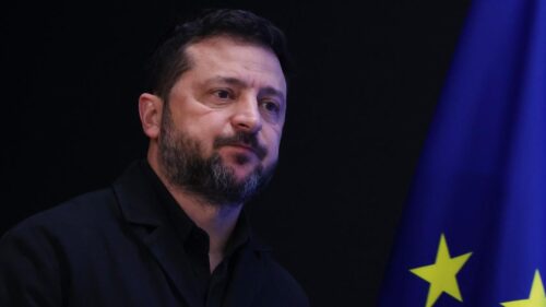 Tổng Thống Zelenskyy kêu gọi ủng hộ lệnh trừng phạt mới đối với Nga sau khi Tổng Thống Donald Trump tạm dừng