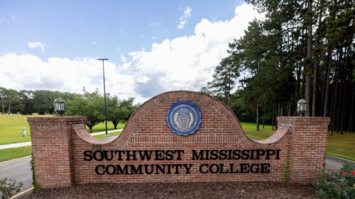 Mississippi: Cân nhắc lại về số lượng các trường đại học công lập
