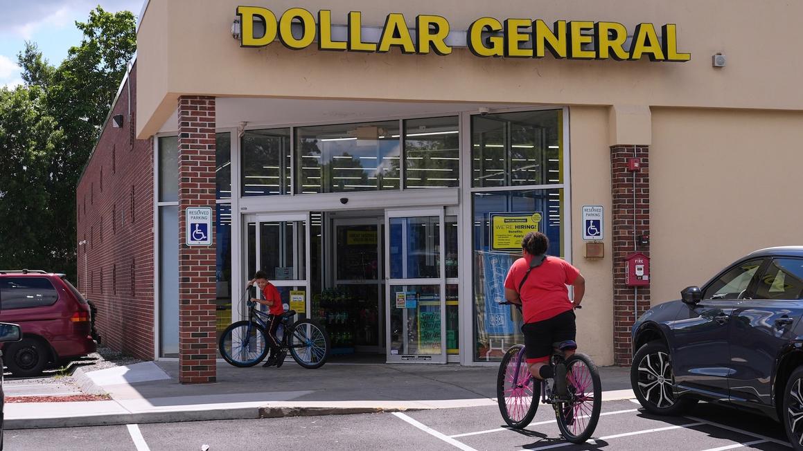 Ủy ban Thương mại Liên bang Hoa Kỳ và 20 tiểu bang kiện chuỗi Dollar General vì hành vi định giá gian lận
