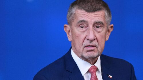 Chính phủ của Thủ tướng Séc Andrej Babiš vượt qua bỏ phiếu bất tín nhiệm