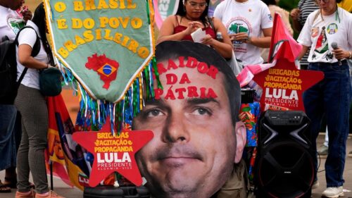 Brazil: Bầu cử Tổng thống gay cấn, người dân đi bỏ phiếu