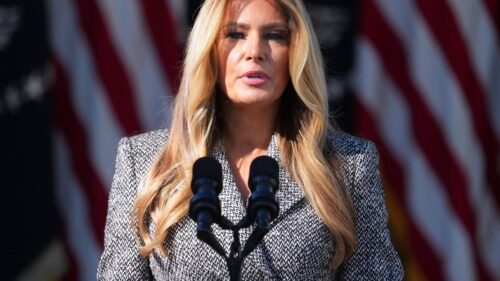 Thỏa thuận ngừng bắn tại Oleshky do Đệ nhất Phu nhân Melania Trump làm trung gian
