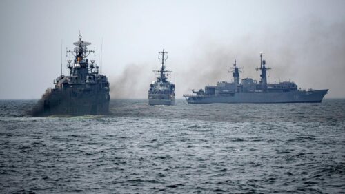 Vụ tấn công bằng máy bay không người lái ở Biển Đen làm dấy lên lo ngại Nga leo thang kiểm tra NATO