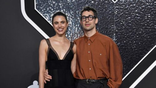 Nữ diễn viên Margaret Qualley và Jack Antonoff nộp đơn ly dị sau 3 năm kết hôn