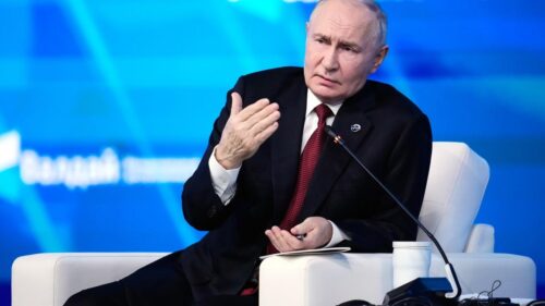 Tổng Thống Putin Cảnh Báo Sẽ Dùng ‘Tất Cả Vũ Khí’ Nếu Lãnh Thổ Nga Bị Tấn Công